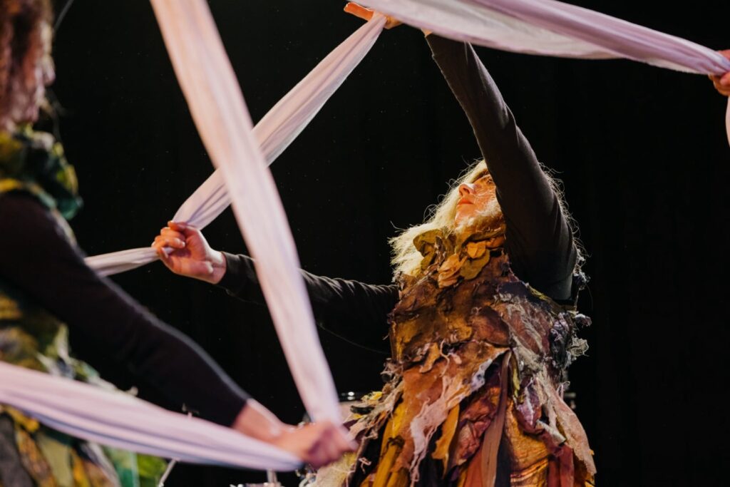 UNCONFORMITYCRIBRD_119_Jesse_Hunniford_1600