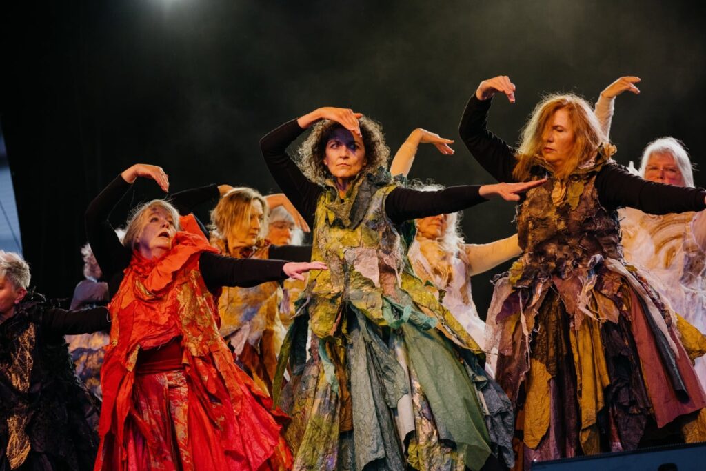 UNCONFORMITYCRIBRD_134_Jesse_Hunniford_1600