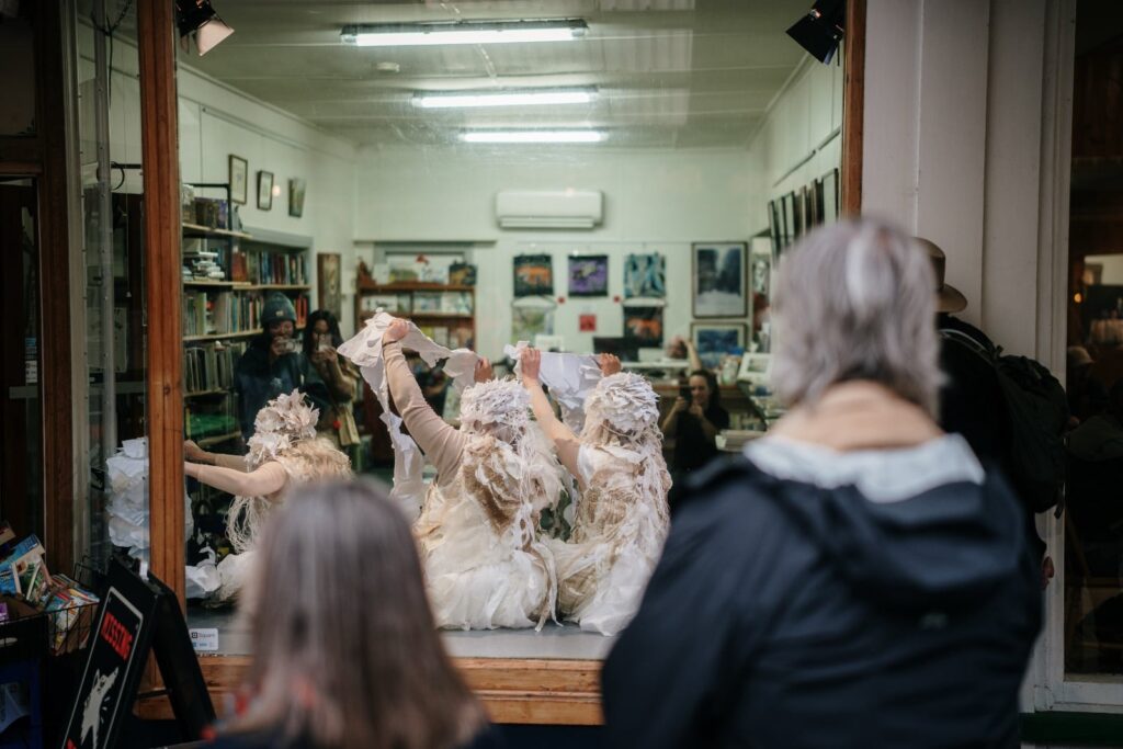 Unconformity_NickHanson_WedThurs2025_320_1600