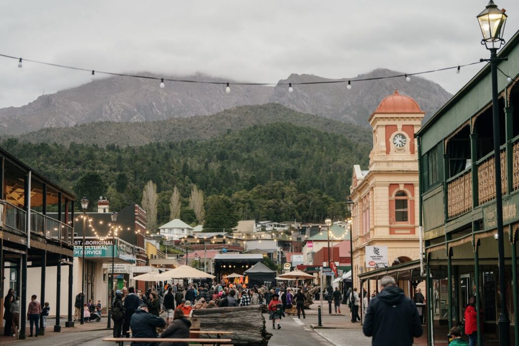 Unconformity_NickHanson_WedThurs2025_339_1600